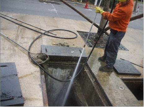 洛扎池底污泥如何清理