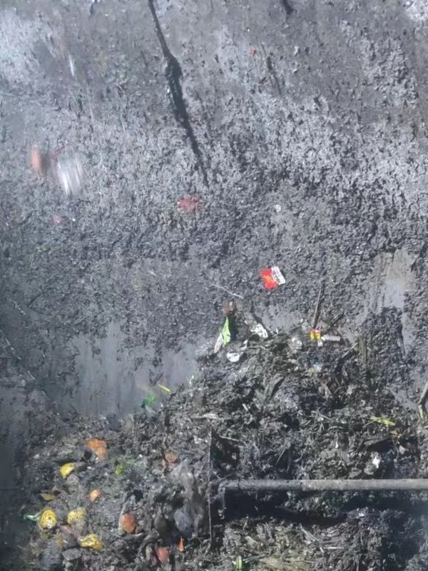 洛扎污水池清理